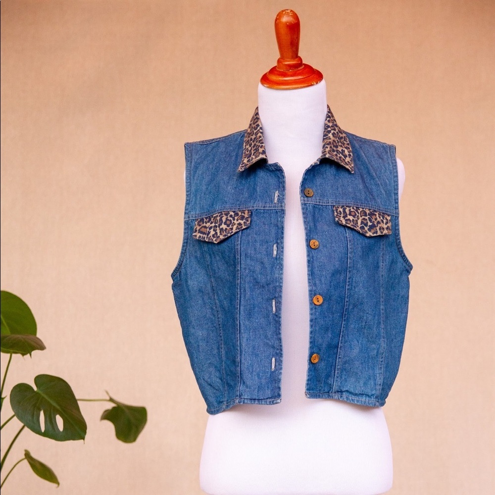 Vintage denim vest with cheetah print trim